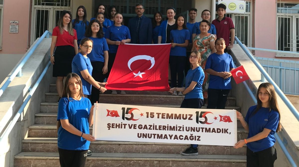 HACI İBRAHİM CİN ORTAOKULU 2024-2025 EĞİTİM ÖĞRETİM YILI 15 TEMMUZ DEMOKRASİ  VE MİLLİ BİRLİK GÜNÜ 